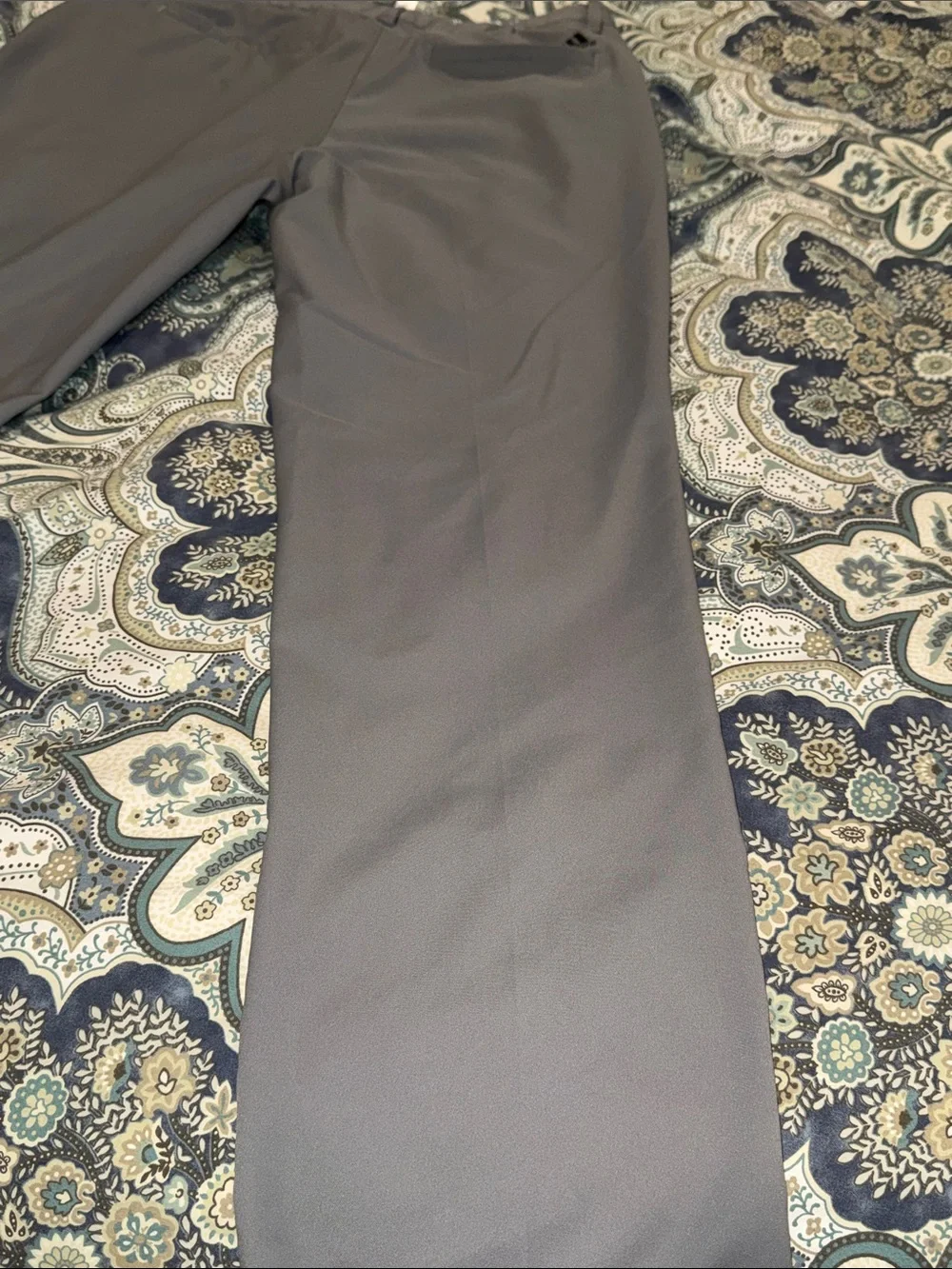 Adidas Gray Golf Straight-Leg Pants size 32/30